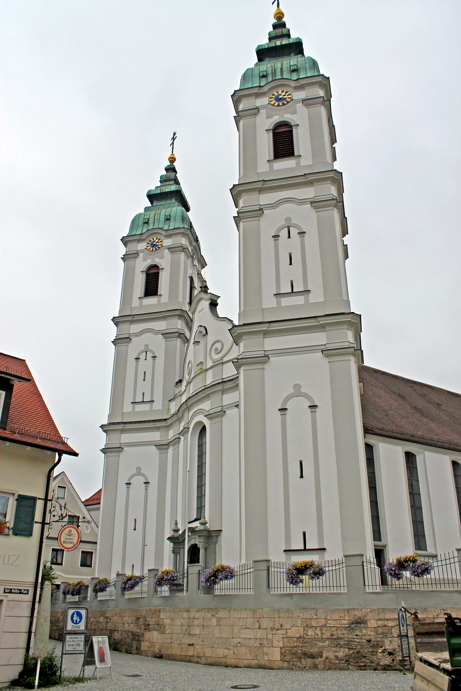 Die Stiftskirche St. Peter