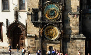 Prague City Tourism Altstädter Rathaus mit der astronomischen Aposteluhr